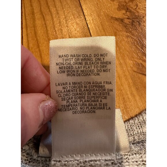 Disney Parks Mickey Mouse Sheer Sweater – Size XL - Picture 11 of 11